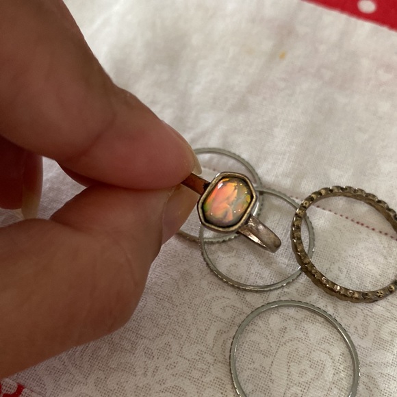 5 Rings - Picture 2 of 2